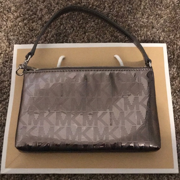 Michael Kors Clutch/Wristlet - Picture 6 of 6